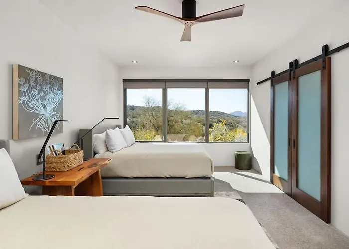 Paradise Canyon-private Event Venue-estate 1&3 Holiday home *