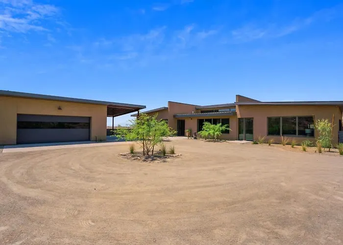 Holiday home Paradise Canyon-private Event Venue-estate 1&3 *