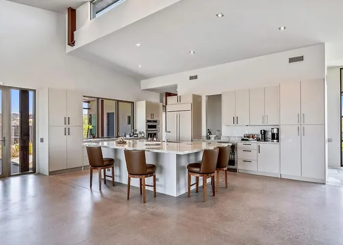 Paradise Canyon-private Event Venue-estate 1&3 Holiday home *