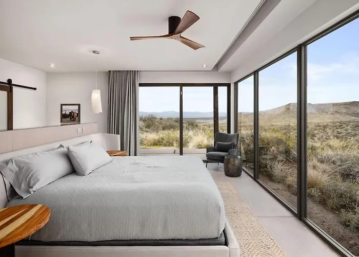 Holiday home Paradise Canyon-private Event Venue-estate 1&3 *