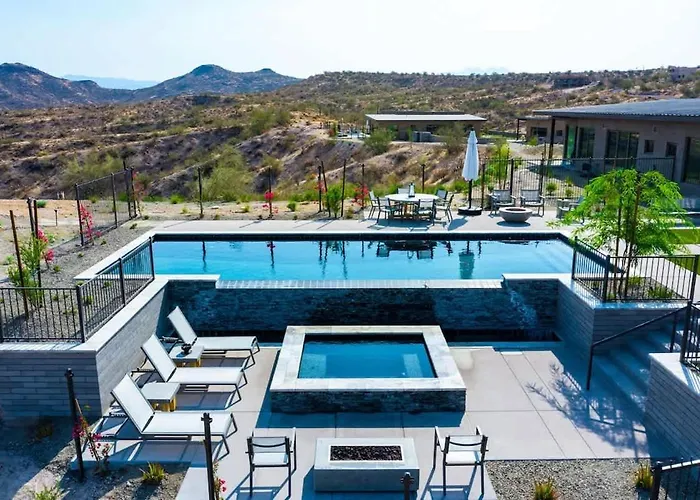 Paradise Canyon-private Event Venue-estate 1&3 Holiday home